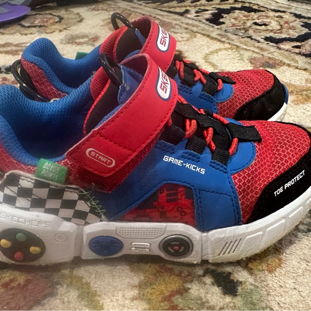 Skechers boys GAMETRONIX 2.0 Sneaker Red and Blue Sneakers